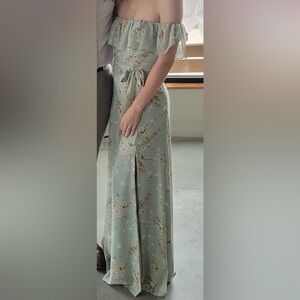 Lulu’s Sage Floral Maxi Dress size XS